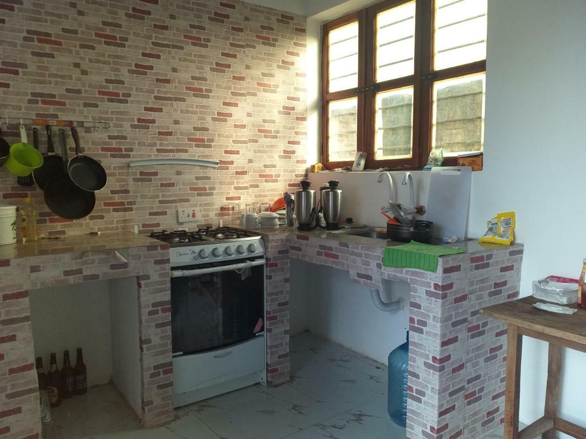 Malik Villa-Matemwe Bnb And Restaurant 외부 사진