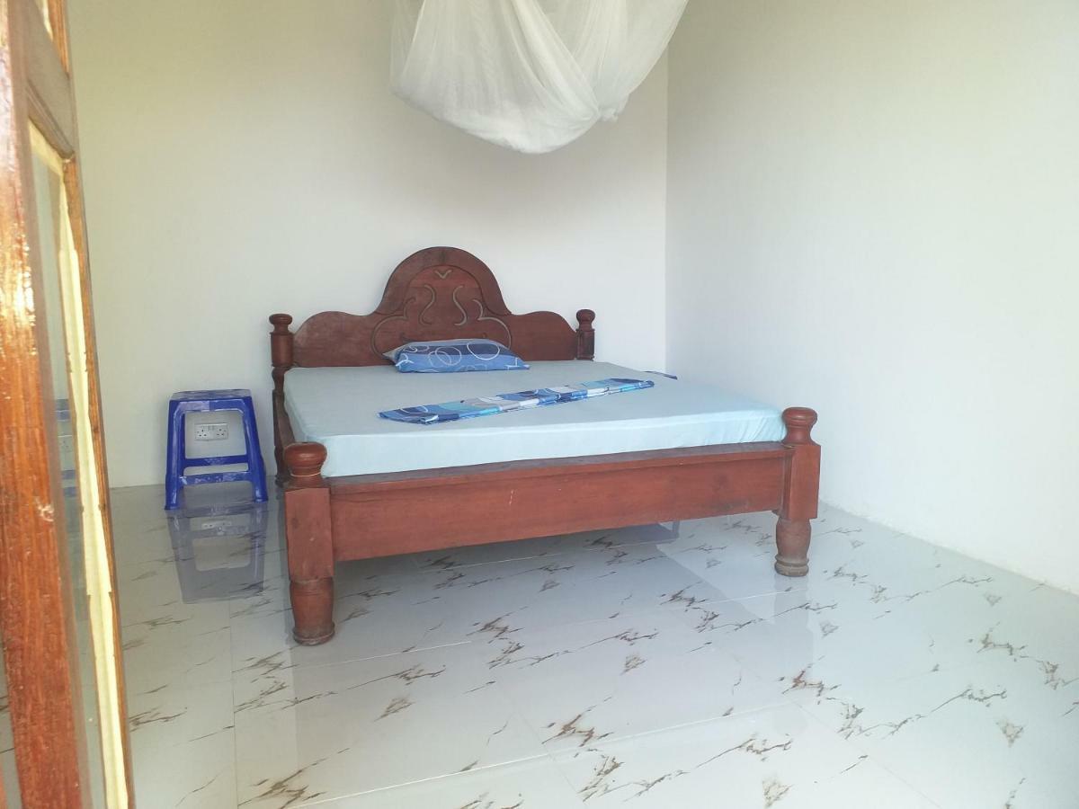 Malik Villa-Matemwe Bnb And Restaurant 외부 사진