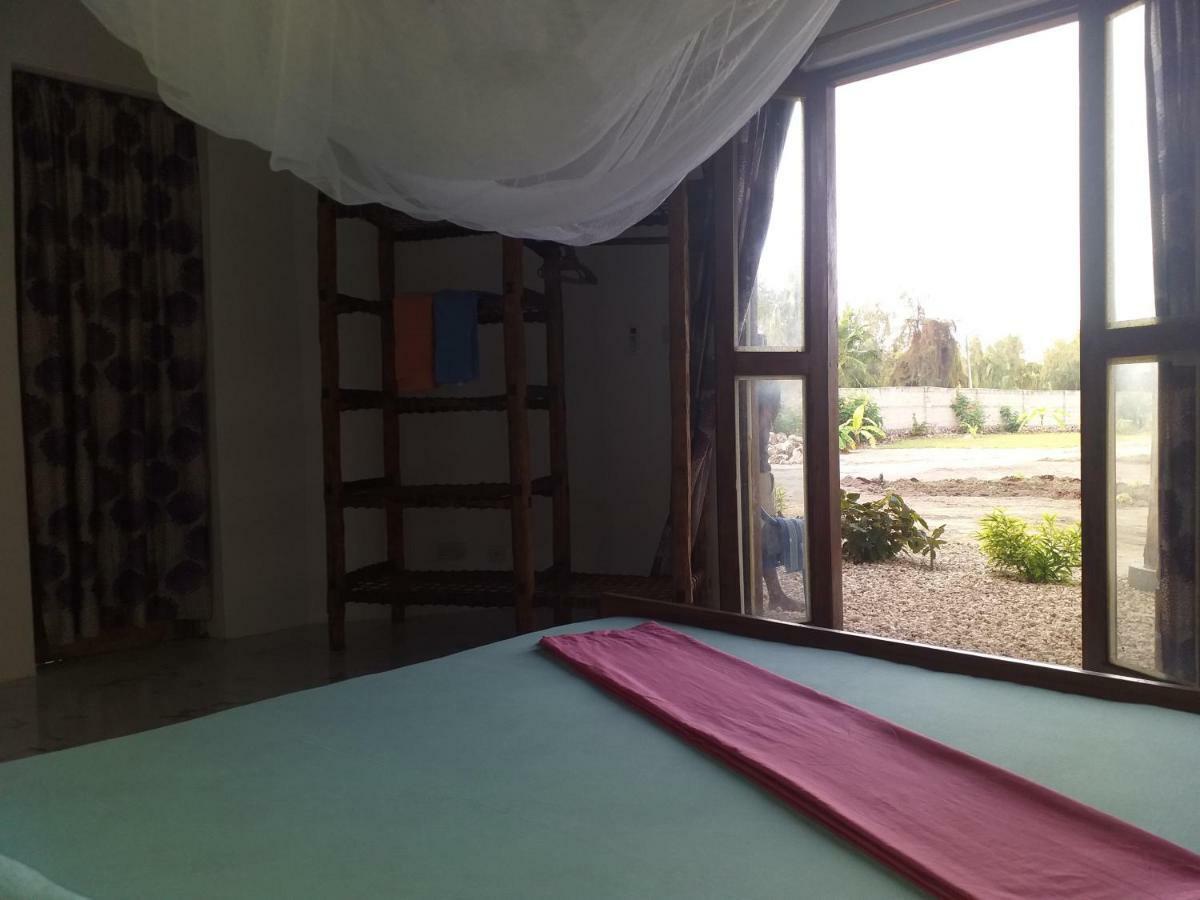 Malik Villa-Matemwe Bnb And Restaurant 외부 사진