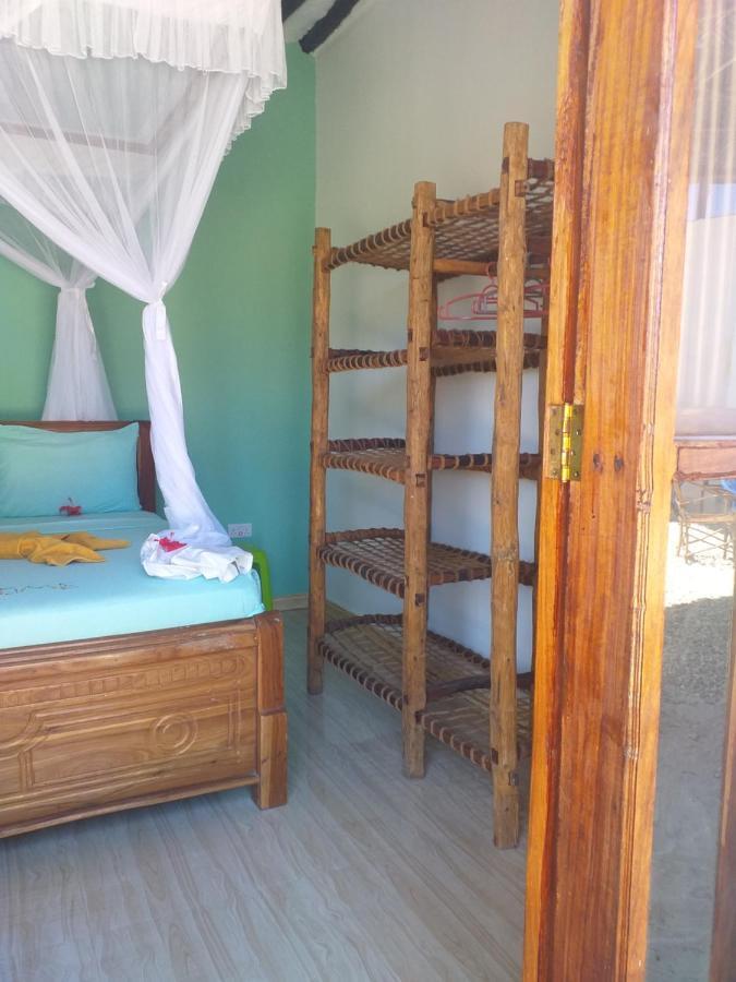 Malik Villa-Matemwe Bnb And Restaurant 외부 사진